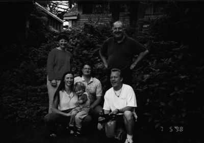 Klumps and Pretorious Family July 1998_2
Family Remembrance Klump & Feyerherm
Keywords: Klump Feyerherm