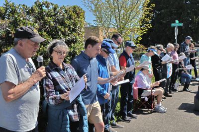 Good Friday Prayers at Beaverton PP
Stations of the Cross and Divine Mercy Chaplet Novena Day 1 Prayers
Keywords: Beaverton Planned Parenthood Abortuary Good Friday Prayers